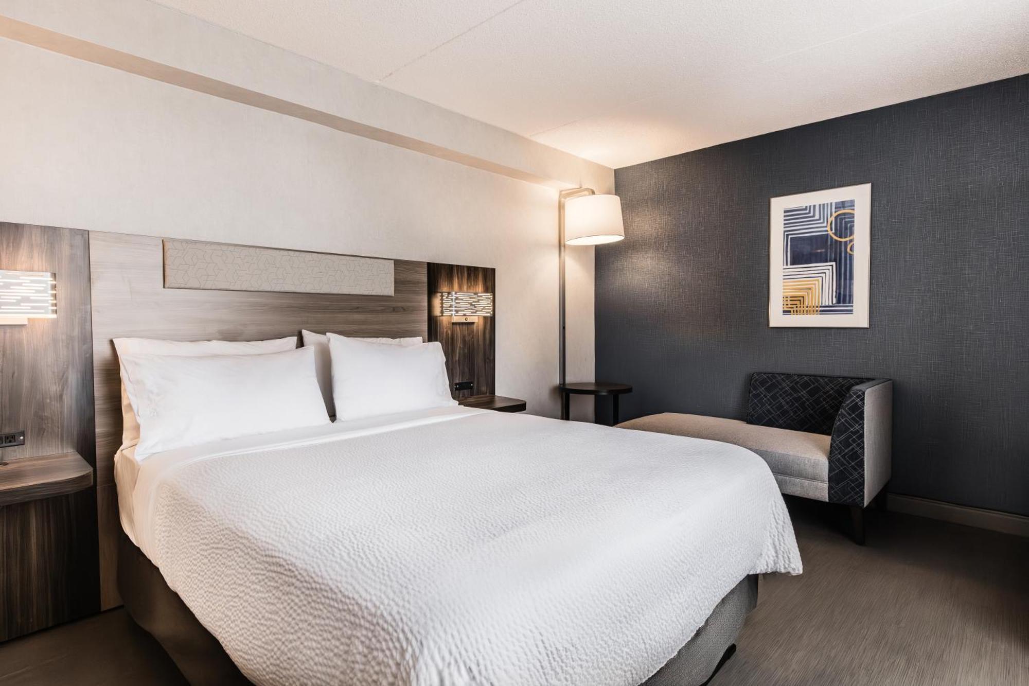 Holiday Inn Express Toronto-North York By Ihg Dış mekan fotoğraf