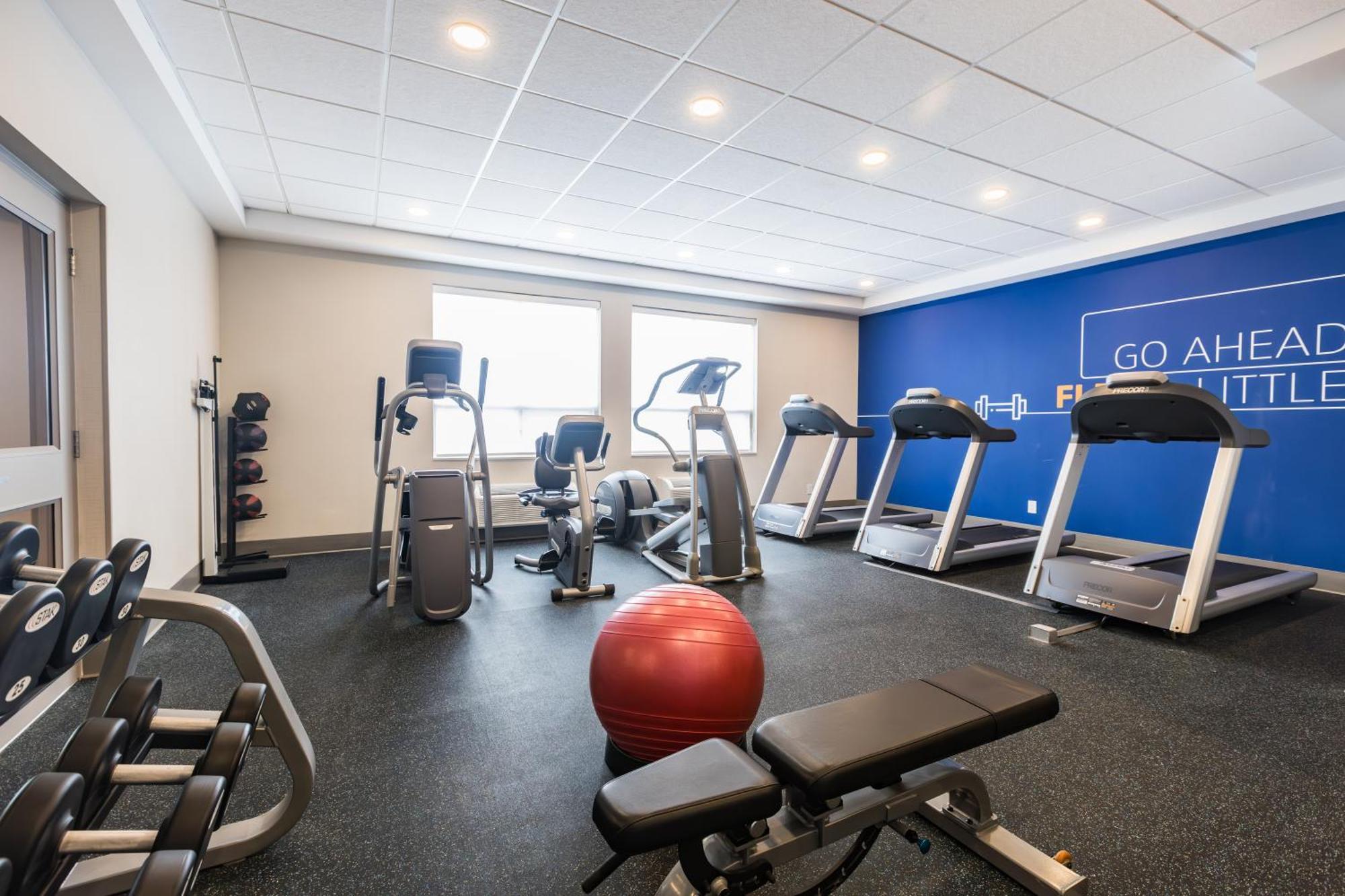 Holiday Inn Express Toronto-North York By Ihg Dış mekan fotoğraf